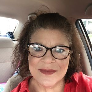 Meet your Posher, Danielia